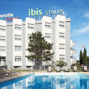 Ibis Styles Toulon Sur La Seyne-sur-Mer